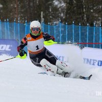 Kalnu slēpotājai Āboltiņai punktu rekords FIS sacensībās