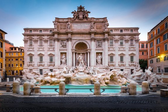 Trevi strūklaka, Roma