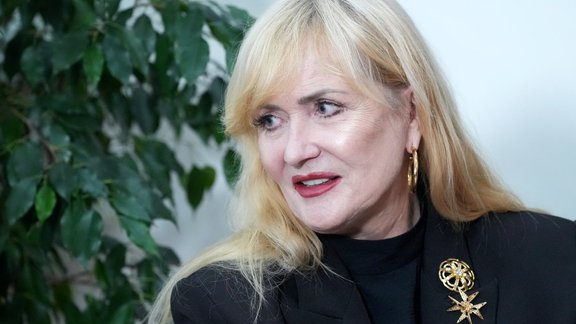 Lolita Neimane atklāj, kāpēc nenēsā laulības gredzenu uz zeltneša