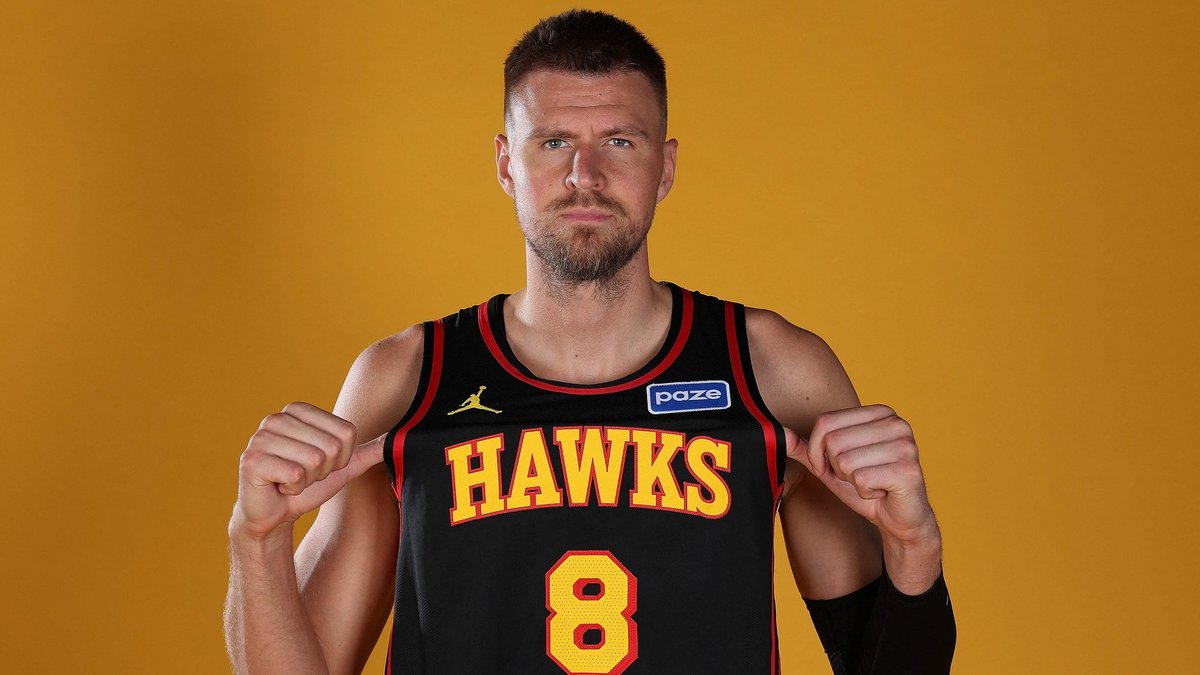 Eba Hawk Porziņģa dalība