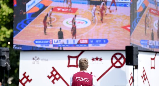 Rīgas dome basketbola fanu zonai un komandas sagaidīšanai varētu izlietot ap 200 000 eiro