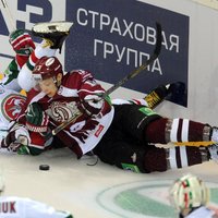 Rīgas 'Dinamo' piedzīvo pirmo zaudējumu sezonā pamatlaikā