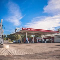 Degvielas uzpildes staciju 'Viada' tīkla modernizācijā ieguldīti jau trīs miljoni eiro