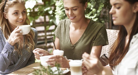 12 muļķīgi apgalvojumi par veselību, ko bieži dzird sievietes