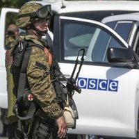 EDSO pauž bažas par Krievijas militārās tehnikas ievešanu Ukrainas austrumos