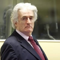Par genocīdu notiesātais Karadzičs mūža ieslodzījumu izcietīs Lielbritānijā