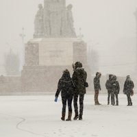 Rīgas centrā sasnidzis 17, pilsētas austrumos 25 cm dziļš sniegs