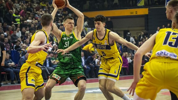 Bosnijas un Hercegovinas basketbolisti atteikušies doties uz 'bīstamo' Lietuvu Bosnijas un Hercegovinas basketbolisti atteikušies doties uz 'bīstamo' Lietuvu