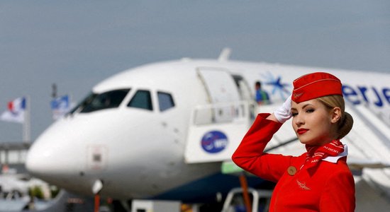 Krievija sankciju dēļ uzsākusi pat savu jauno lidmašīnu izjaukšanu detaļās