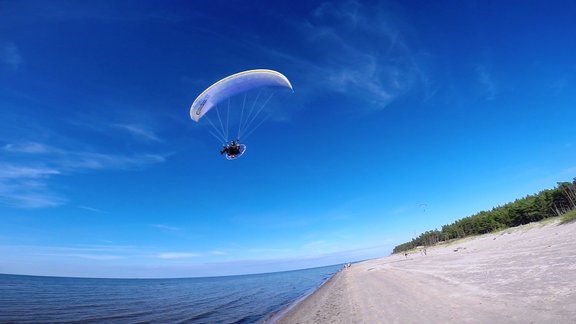 Noslēdzies paramotoristu lidojuma otrais posms - 24