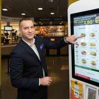 ФОТО: в Риге открылись первые McDonald's с киосками самообслуживания
