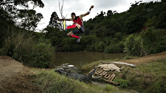 Lēciens pāri Crocodile Creek - 2