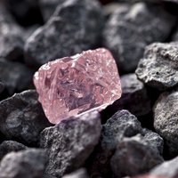 В Якутии нашли уникальный алмаз весом в 158,2 карата