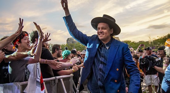 'Arcade Fire' līderis Rīgā spēlēs koncerta sagaidīšanas ballīti