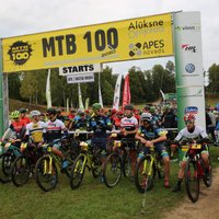 Muižnieks un Kipure-Jaunslaviete uzvar 100 km MTB riteņbraukšanas sacensībās Apē