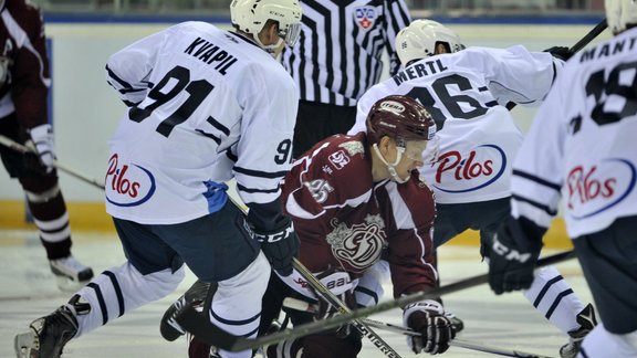 KHL hokejs: Rīgas Dinamo - Zagrebas Medveščak - 4