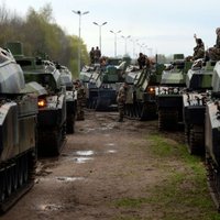 Kanāda un Polija uz Latviju, iespējams, sūtīs bruņumašīnas un tankus
