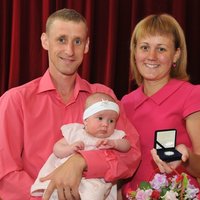 Jelgavas novada jaundzimušajiem pasniedz sudraba monētas