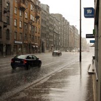 Putekļu daudzums Rīgas gaisā mazinās, pauž Vides pārvalde