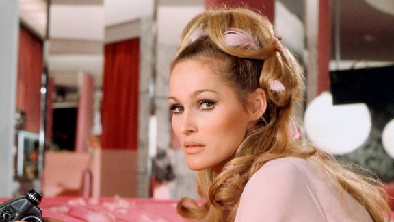 Ursula Andress