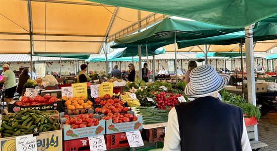 'Tasty' pēta: Kas maisiņos Centrāltirgus apmeklētājiem?