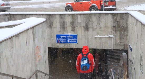 Туннели в Риге — пережиток времени? Подземный переход между рынком и Вецригой заменят наземным