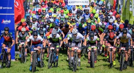 'Vivus.lv' MTB maratonā Talsu posmā uzvaras Birkentālam un Jaunslavietei-Kipurei