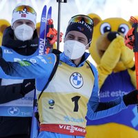 Francūzis Fijons-Majē kļūst par Pasaules kausa ieguvēju biatlonā