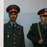 Tadžiku miliciju plāno reformēt un pārdēvēt par policiju