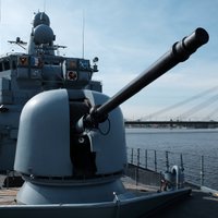 Foto: Rīgā ieradies Vācijas karakuģis 'Lübeck'; to apskatīt varēs arī svētdien