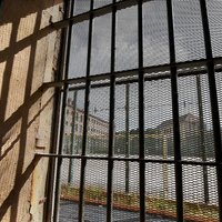 Par 15 eiro piekrīt aiznest ieslodzītajam bīstamu vielu; tiek pie trīs gadiem cietumā