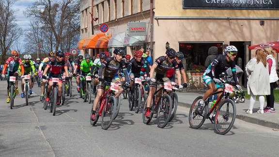 Kalnu riteņbraukšana. SEB MTB 2018 pirmais posms Cēsis-Valmiera - 14