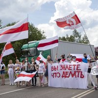 Lietuvā un Polijā aktīvisti sāk bloķēt ceļus uz robežas ar Baltkrieviju