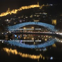 Dienas ceļojumu foto: Naksnīgā Tbilisi