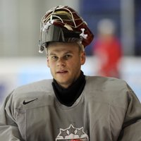 Latvijas hokeja vārtsargs Muštukovs karjeru turpinās Dānijā