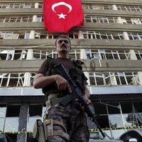 Из-за мятежа в Турции задержали или уволили 45 тысяч человек