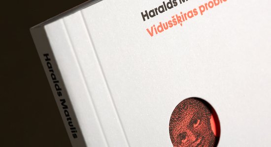 Haralds Matulis debitē prozā ar 'Vidusšķiras problēmām'