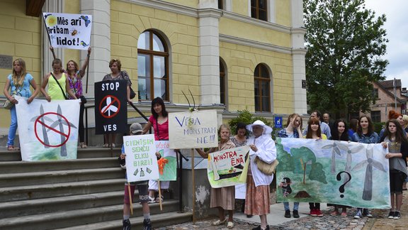 Kuldīgas protests pret vēja ģenerātoriem