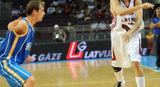 Kalve pievienojies Ungārijas basketbola klubam 'Alba Fehervar'