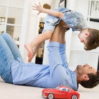 Sešas prasmes, ko bērnam var iemācīt tikai tēvs