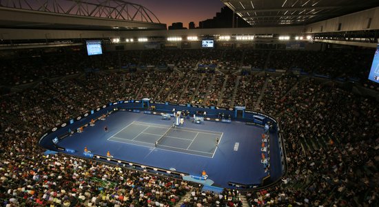 'Australian Open' pirmā diena bez lieliem pārsteigumiem