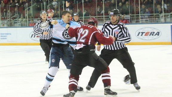 Hokejs, KHL spēle: Rīgas Dinamo - Sibirj - 21