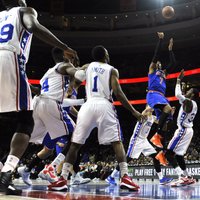 'Knicks' bez Porziņģa sastāvā pieveic NBA pastarīti '76ers'
