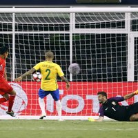 Brazīlijas izlase izstājas no 'Copa America' pēc Peru 'gola' ar roku