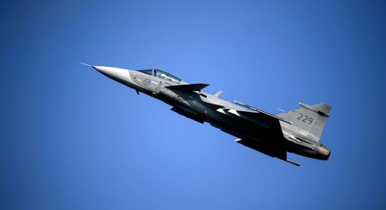 Крисстерссон: Швеция не планирует передавать истребители Gripen Украине