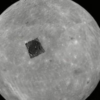 Ufologi uz Mēness saskata citplanētiešu bāzi