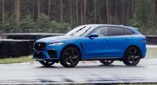 Foto: 'Jaguar' sportisko modeļu trases diena Biķerniekos