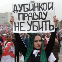 Protestējošie studenti ir jāatskaita un jānosūta uz armiju, uzskata Lukašenko