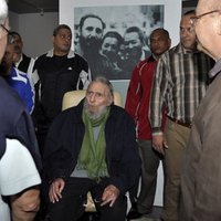 Fidels Kastro pēc deviņu mēnešu pauzes parādījies publiski