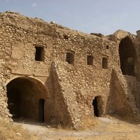 Боевики ИГ разрушили античный памятник "Врата бога" в Ираке